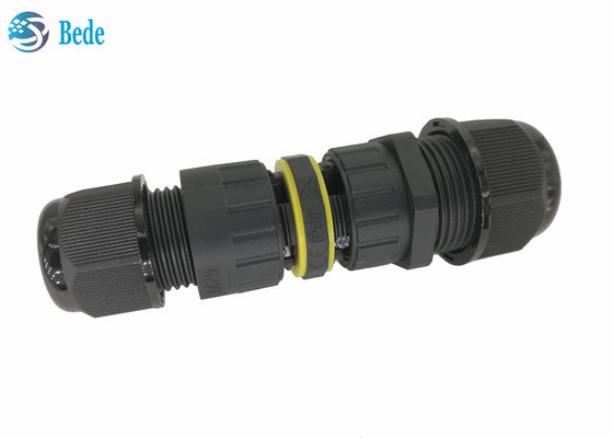 IP 68 کانکتورهای کابل ضد آب 3 پین خروجی 2 ~ 4 سیم تحمل ولتاژ بالا و جریان بالا